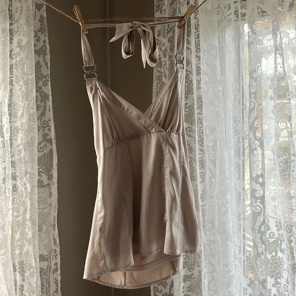 Silky Halter Style Top - Picture 1 of 2